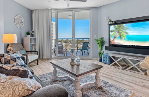 Indian Bayou Condominio | New Redecorated Florida Condo w/ Amazing Views