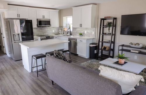 South Salt Lake Casa | New remodel family friendly and just minutes from downtown and ski resorts