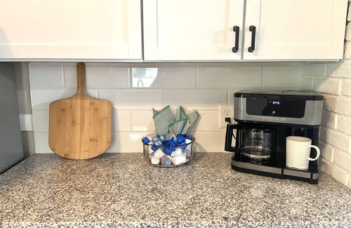 St. Charles Historic District Casa | New Remodel in St. Charles - Sleeps 10! New patio! Large Fenced-in backyard!