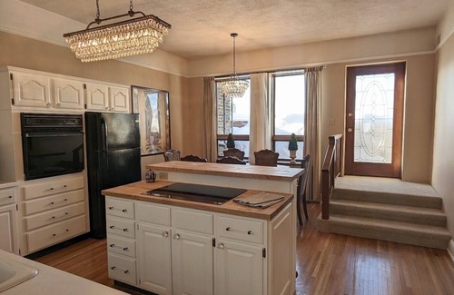 Ironwood Apartamento | New, Remodeled, Luxury Loft w/Hot Tub & Rooftop Patio