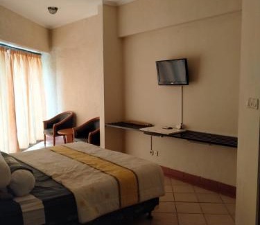 Bandulu Apartamento | New Renovated 2 Rooms Luxury Suites Anyer
