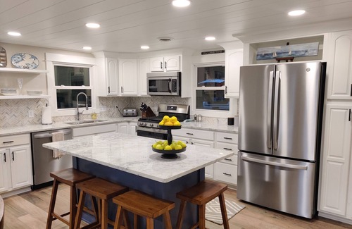 Newaygo Casa | NEW - Renovated Cottage on Beautiful Bills Lake
