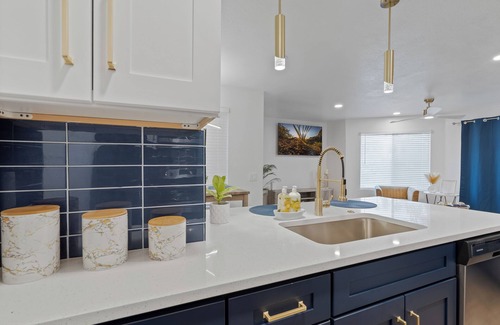 Tucson Condominio | NEW Renovated Luxury Condo at the Tanque Verdes