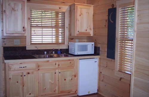 Galax Cabina | New River Trail Cabins