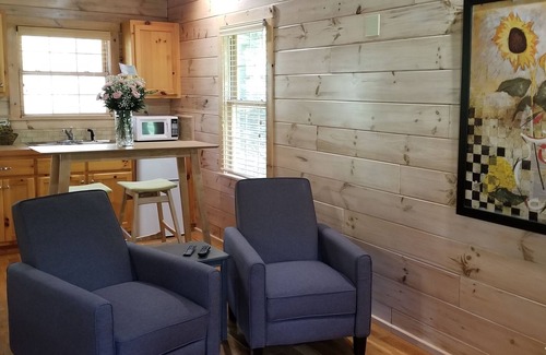 Galax Cabina | New River Trail Cabins