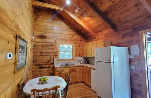 Galax Cabina | New River Trail Cabins