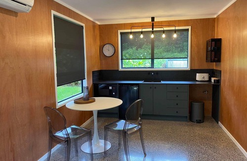 Athenree Cabaña | New Romantic Retreat - 6 minutes to Waihi Beach