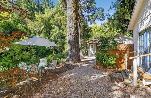 Cobb Apartamento | NEW! Rouge Cobb Mountain Hotel - Cabin 2