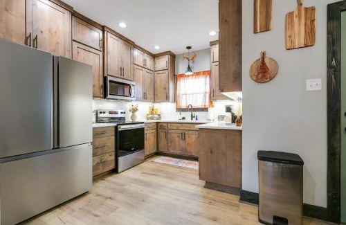San Angelo Casa | New Rustic Retreat 2 BR 2 and a half BA