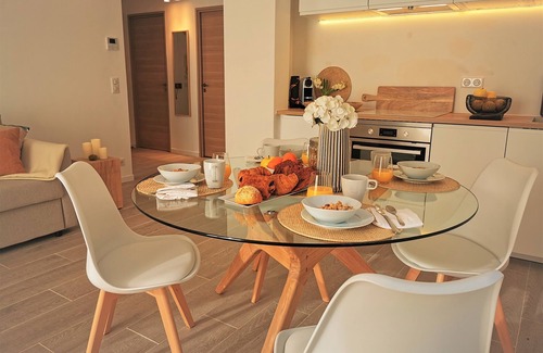 Golfe Juan Apartamento | NUEVO !!! Sabaï Riviera 2 CH 2 baños 200m² terraza jardín 6 personas Playas 300m