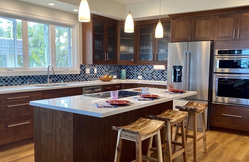 Ewa Casa | New - Sandy Beachfront House! Work & Play in Paradise.