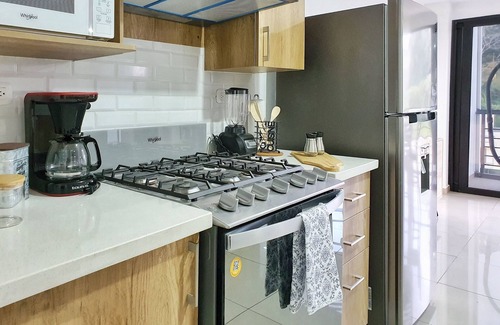 Nuevo Cuscatlan Apartamento | ✰New@Santa Elena✰Modern✰3Brm✰Apartment✰w/AC✰Wifi✰Gym✰Parking