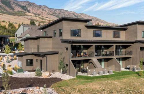 Wolf Creek Casa | New Scenic Garden of Eden Golf View