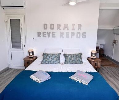 Nettle Bay Apartamento | New sea view studio