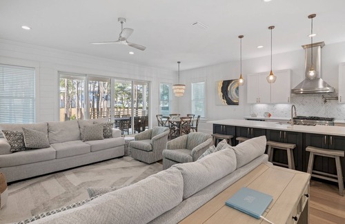Village of Sugar Beach Casa | New Seagrove Home - Steps to Beach, Bikes, Pool