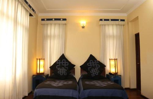 Dharamshala Hotel | New Serkong House