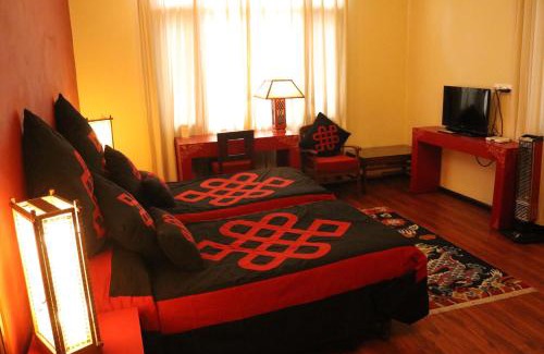 Dharamshala Hotel | New Serkong House
