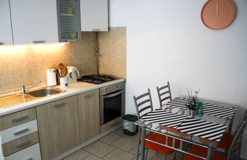 Osijek Casa | Nuevo apartamento simple SWEET DREAMS ***