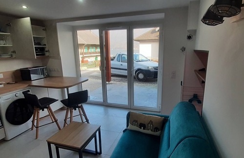 Doussard Apartamento | New single-storey apartment 25 m² 50 m from Annecy lakefront