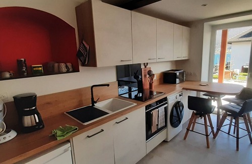 Doussard Apartamento | New single-storey apartment 25 m² 50 m from Annecy lakefront