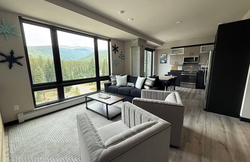 Winter Park Condominio | New Ski-in/out VIEWS Garage Parking Hot Tub