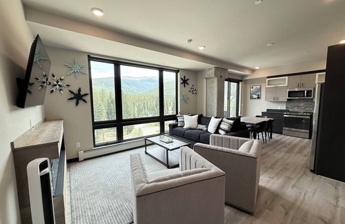 Winter Park Condominio | New Ski-in/out VIEWS Garage Parking Hot Tub