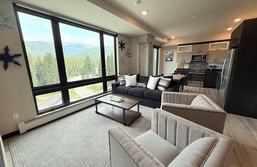 Winter Park Condominio | New Ski-in/out VIEWS Garage Parking Hot Tub