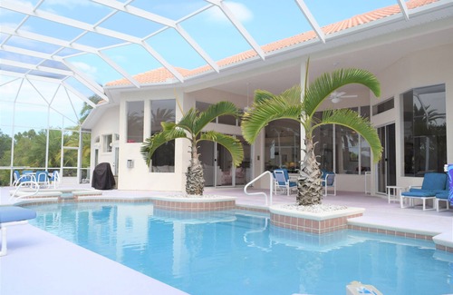 New Smyrna Beach Casa | ¡POCA, HOTUB MAYO oferta de última hora! Abierto de 16 a 24 días elegir fechas Piscina, jacuzzi