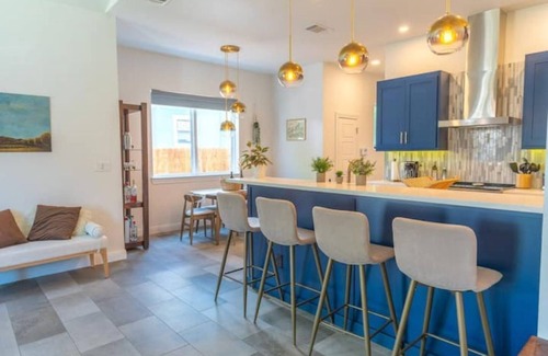 Southtown Casa | New Southtown home near downtown