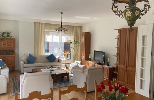 Kadikoy Apartamento | NEW Spacious 3 Bedroom Apartment in Fenerbahce