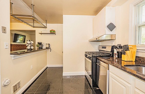 Berwyn Casa | NEW Spacious 5-bedroom house in College Park near UMD!