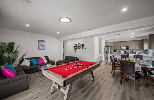 Desert Hot Springs Casa | New: Spacious Backyard, Pool & Hot Tub, Gameroom