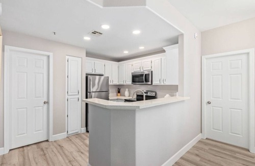 Montana Vistas Condominio | New Spectacular Luxury Condo !
