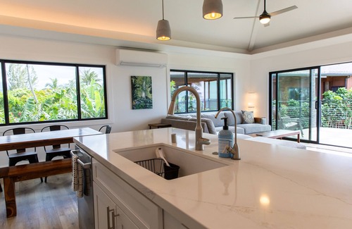 Waialee Casa | NEW - Spectacular Modern Ocean Front House Huge Garden Private Sea Access