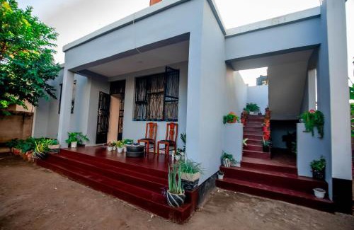 Arusha Cabina | New Star House