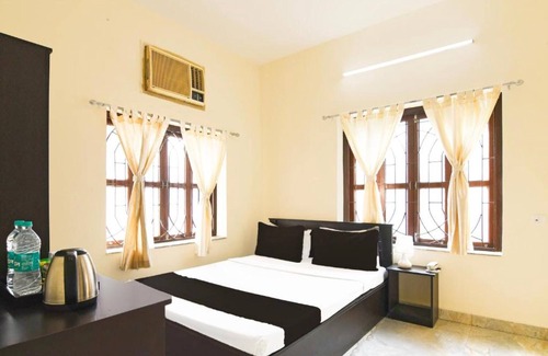 Sector II Hotel | New Stay Kiya Kedia Kolkata AC Room