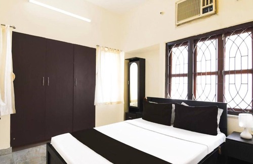 Sector II Hotel | New Stay Kiya Kedia Kolkata AC Room