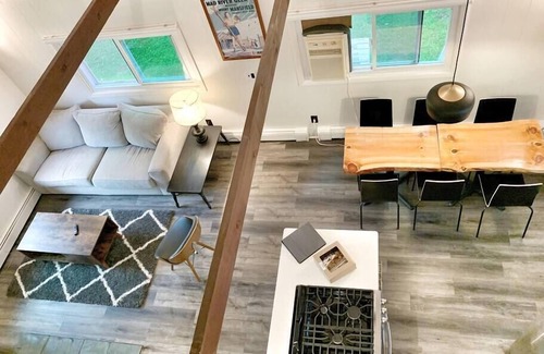 Stowe Area Chalet De Esquí | New Stowe remodel, perfect location,many amenities
