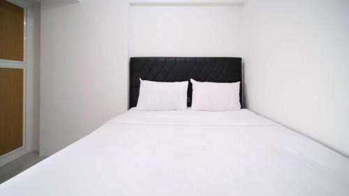 Sidoarjo Apartamento | New Studio Apartment with Strategic Location at Suncity Residence By Travelio
