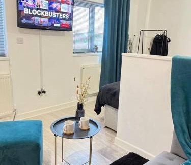Offerton Apartamento | New Studio Apt Central》Private》 Free Parking》WiFi