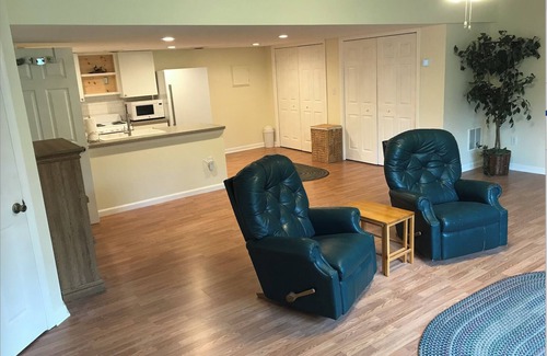 Berkeley Springs Apartamento | New Studio, Quiet Wooded, Near Berkeley Springs