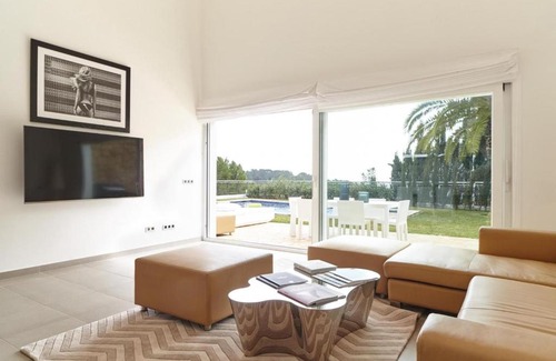 Puig Manya Apartamento | new stunning villa in cap martinet