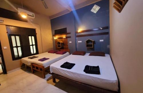 Pottuvil Division 2 Hotel | New Sunrise Hotel