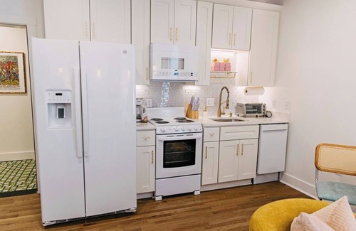 East Midtown Apartamento | NEW!! The Coop I Pettigrew Adventures in Midtown - Located in Cooper Young