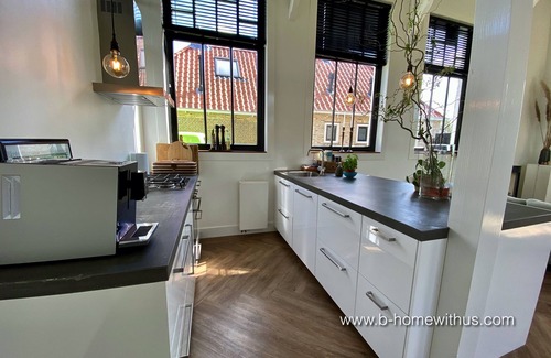 Peins Casa | NUEVO: la antigua iglesia pequeña se transformó en un hermoso apartamento
