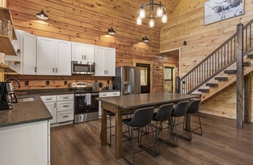 Tellico Plains Casa | NEW! The Great Escape - 2 BR, 2.5 Baths, Sleeps 12 by RedAwning