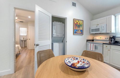 Key West Historic District Cabaña | NEW! - The Jolly Rooster Cottage Steps to Duval - Prime and Quiet Location