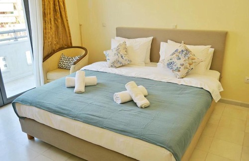 Neos Kosmos Apartamento | New Times Home & Hotels Near Metro Station Athens Center