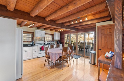 Lake Norman of Catawba Casa | New to Lake Norman! Cozy Cabin with Big Water Views!