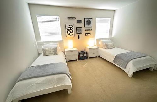 Calabria Casa | New to Market Spacious Private Pool Retreat